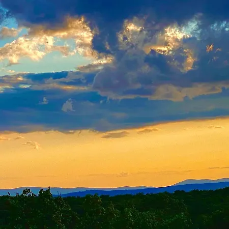 Theresa Villa Donji Zagon