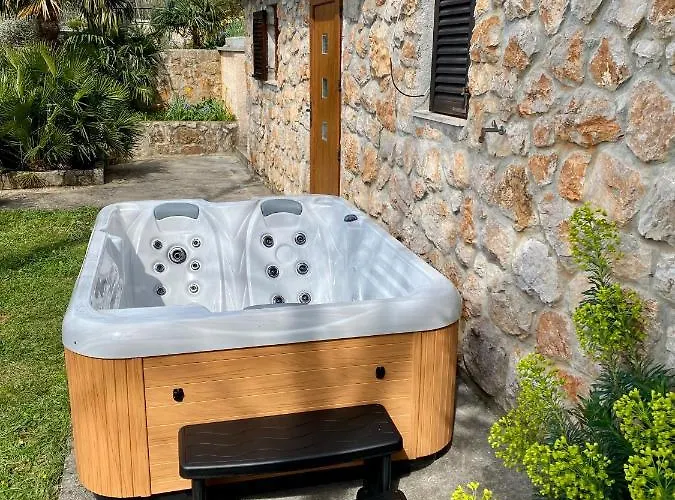 Theresa Villa Donji Zagon